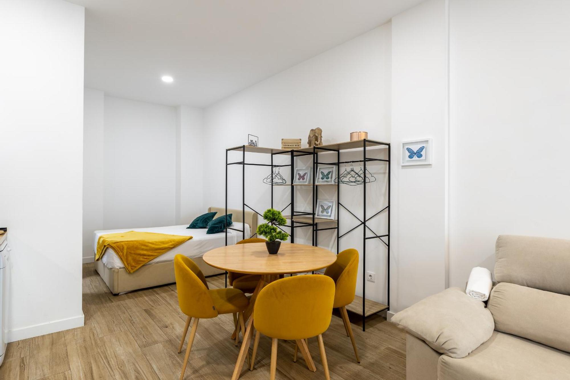 Atocha Apartment Мадрид Экстерьер фото